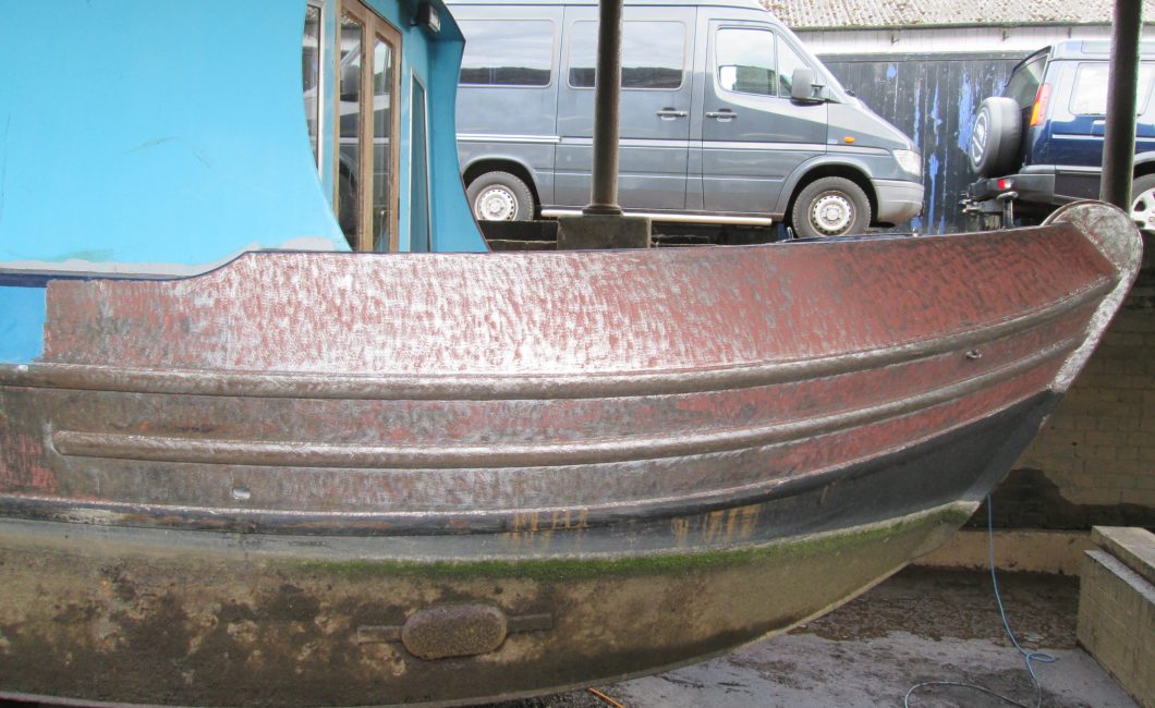 Boat painting at Canal Cruising, Stone Narrowboat