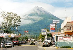 arenal-volcano/