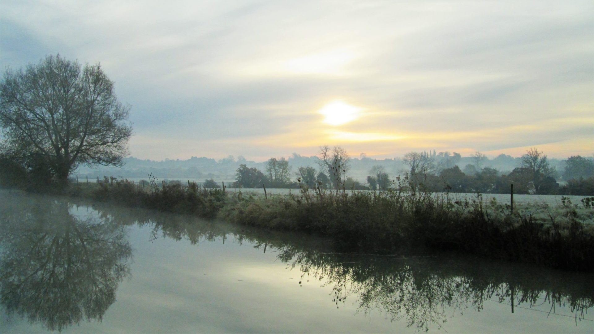 Giles Wood Melksham Narrowboat Weather
