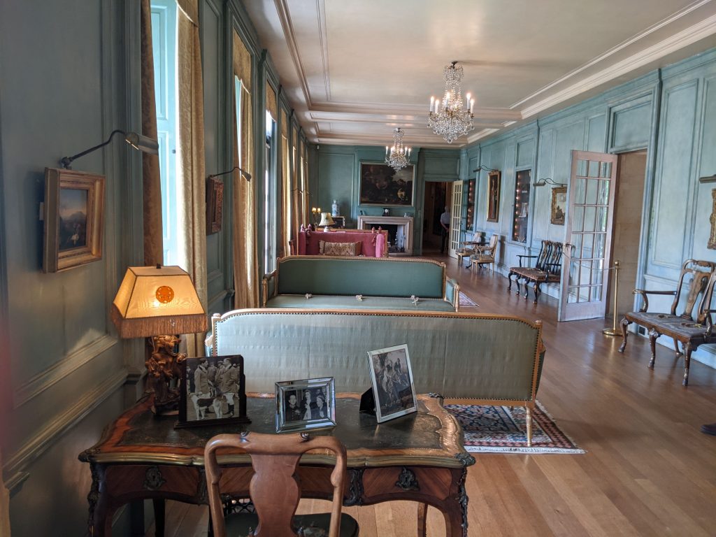 Inside Upton Hall study and lounge area