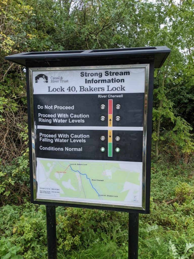 Bakers lock river flow warning boards