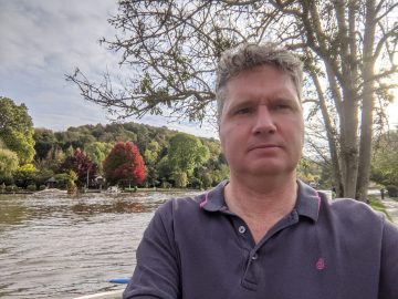 Bonnie goes to London – Day’s Lock to Henley on Thames