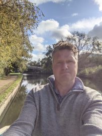 Bonnie goes to London – Teddington to Brentford Lock