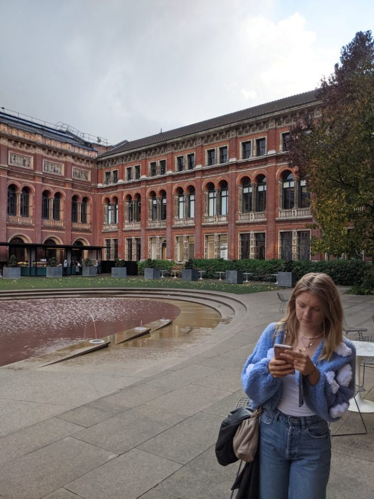Outdoor Terrance at Victoria and Albert Museum