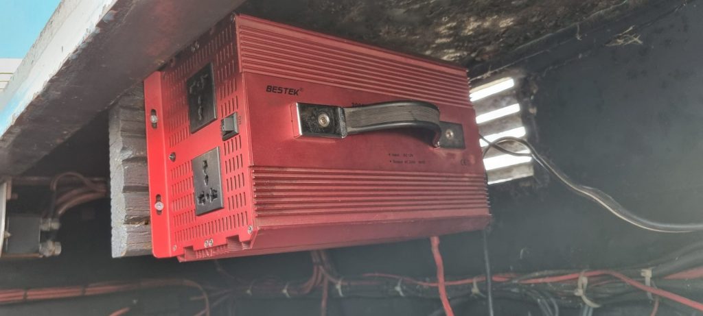 BESTEK 2000W Power Inverter mounted on wooden baseplate in engine bay