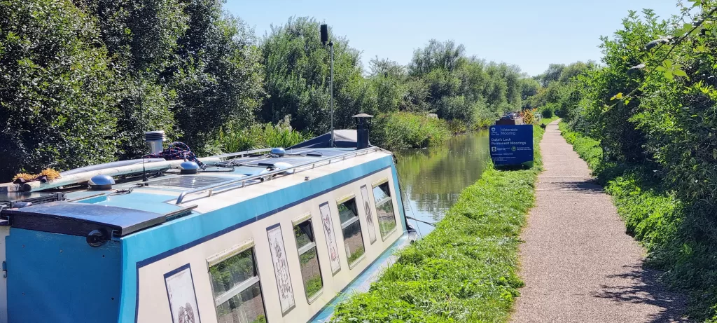 Mooring at Dukes Cut - Oxford Canal