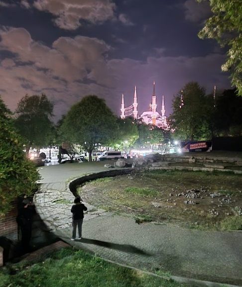 Haya Sofia by night