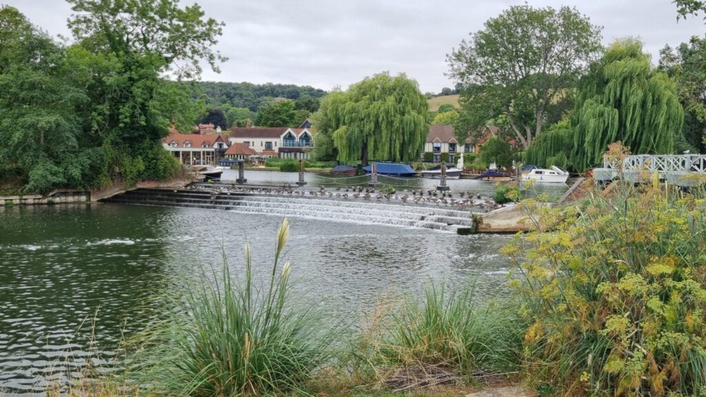 Goring Weir - A prime spot for fishing