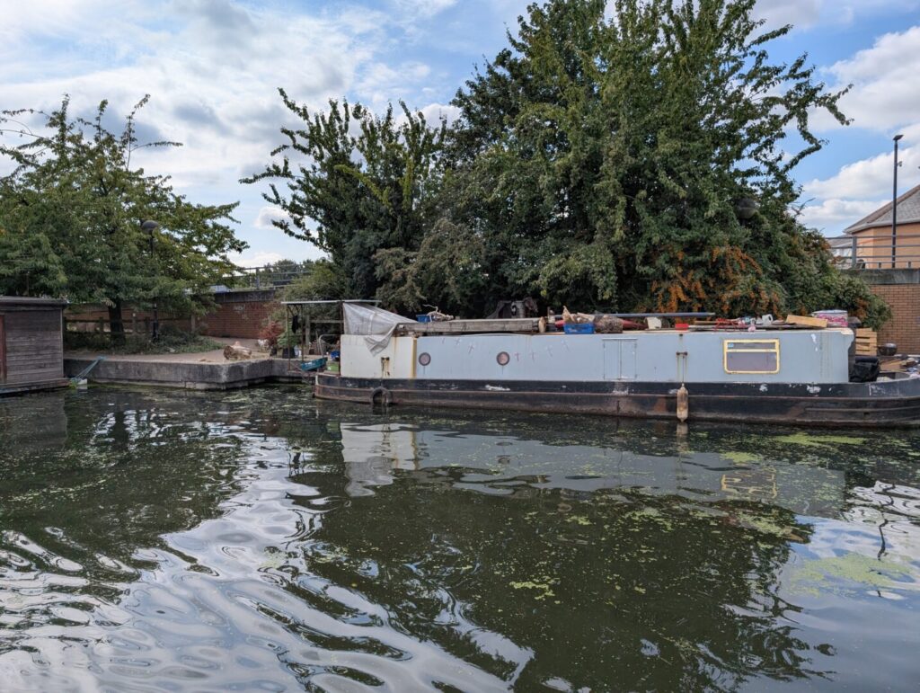 1 Day moorings - Bulls Bridge Grand Union