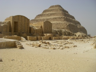 pyramids Saqqara_2416006280_l.jpg